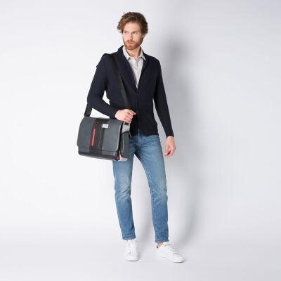 �����-���������� ������� Piquadro Urban CA1592UB00/GRN � ���������� ��� �������� 14" �����/������ �����.����